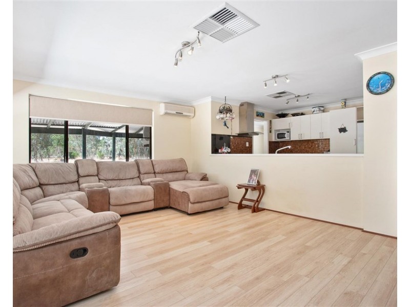 203 Keirnan Street, Whitby WA 6123