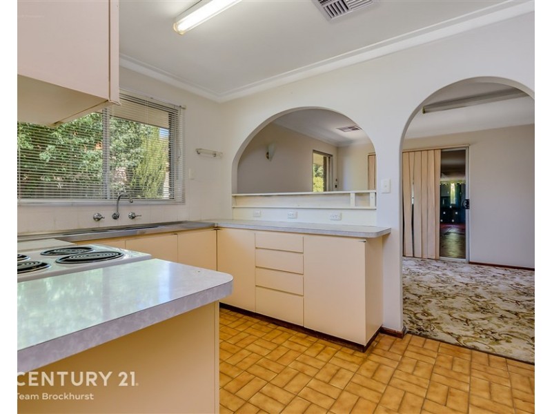 67 McNamara Drive, Thornlie WA 6108