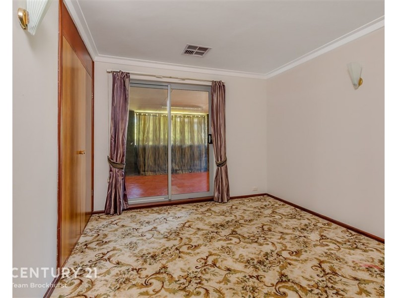 67 McNamara Drive, Thornlie WA 6108