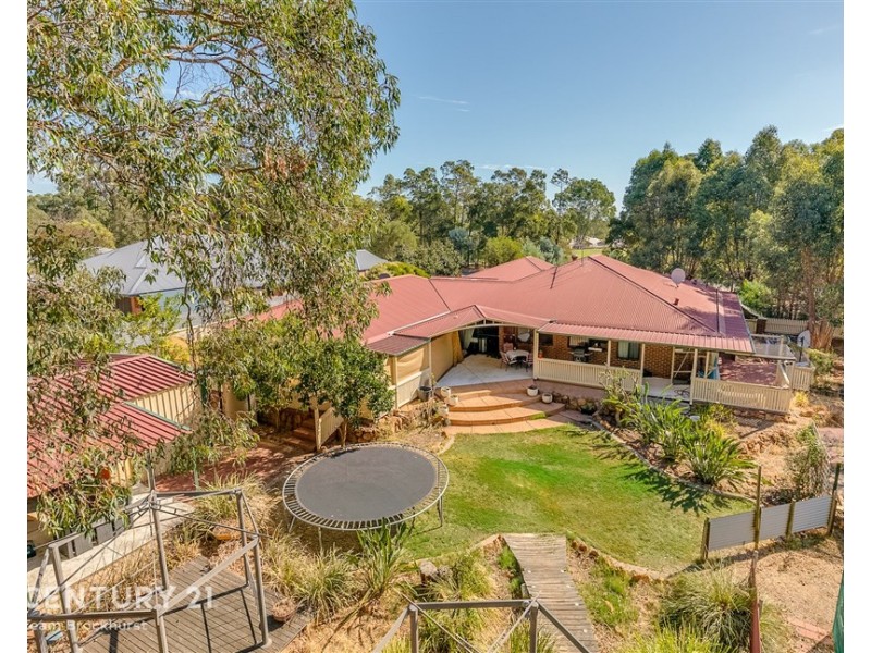 28 Painter Crescent, Mundaring WA 6073
