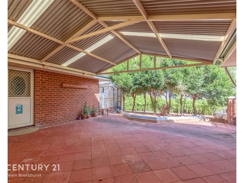 28 Painter Crescent, Mundaring WA 6073
