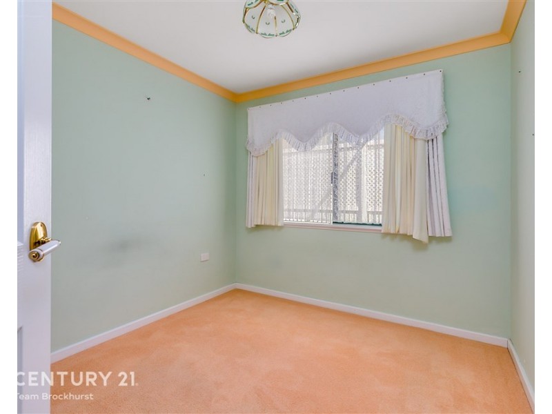 28 Painter Crescent, Mundaring WA 6073