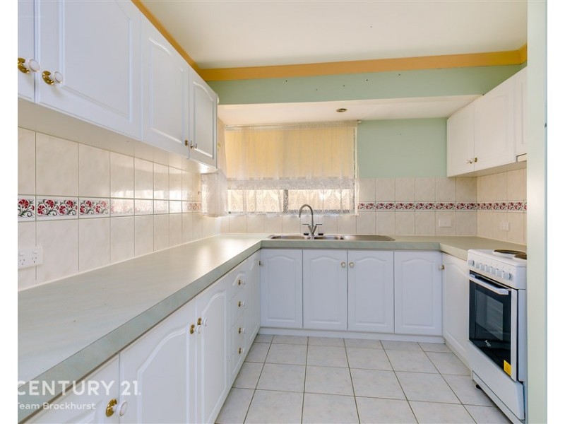 28 Painter Crescent, Mundaring WA 6073