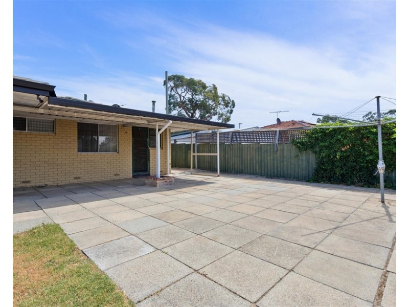 20 Kettering Way, Huntingdale WA 6110