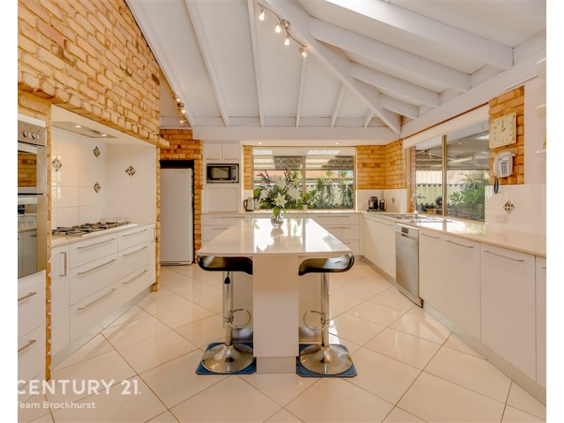 26 Aster Court, Thornlie WA 6108