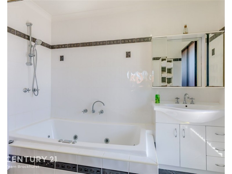 26 Aster Court, Thornlie WA 6108