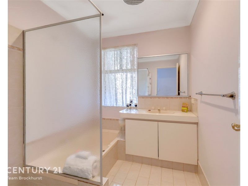 26 Aster Court, Thornlie WA 6108