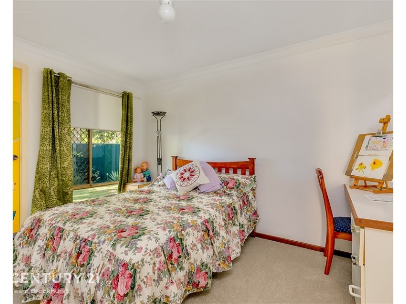 21 Stonecreek Close, Thornlie WA 6108