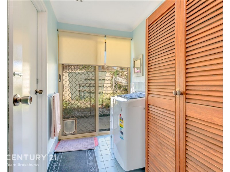 21 Stonecreek Close, Thornlie WA 6108