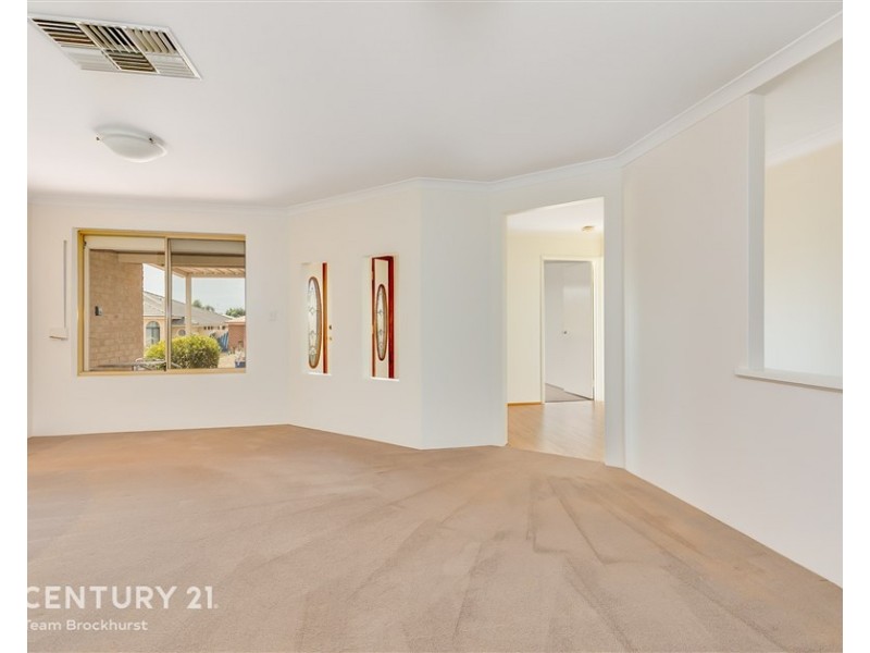 5 Barnett Close, Huntingdale WA 6110