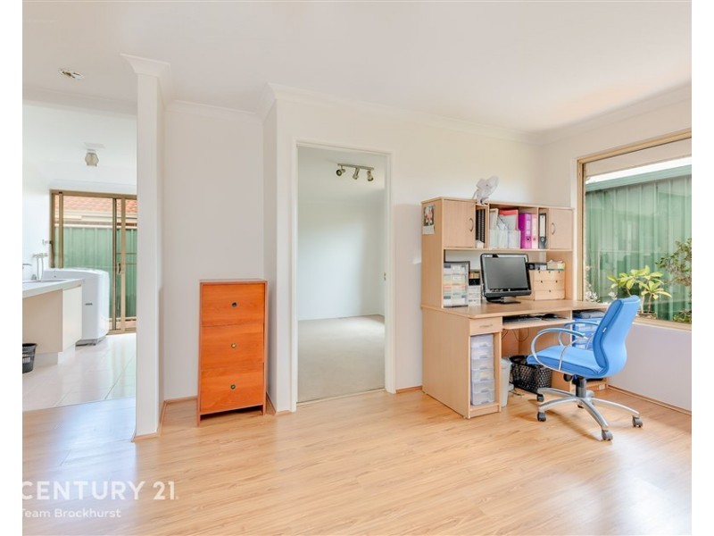 5 Barnett Close, Huntingdale WA 6110