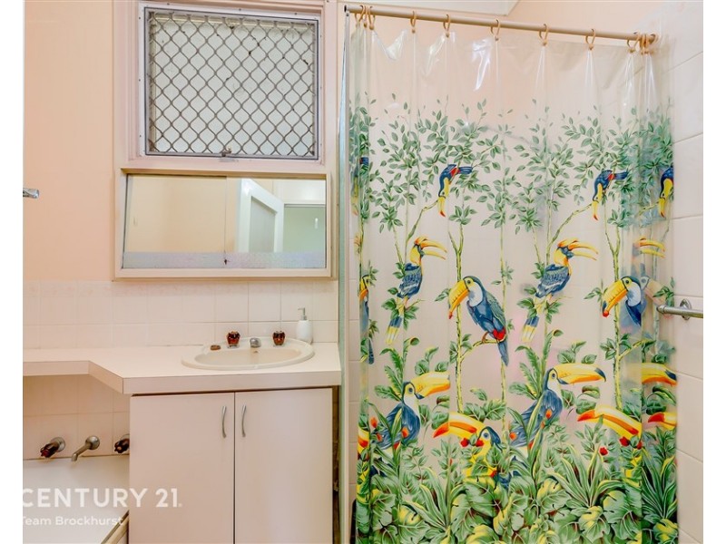 9 Earls Court, Thornlie WA 6108