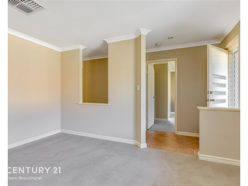 4a Dryandra Way, Thornlie WA 6108