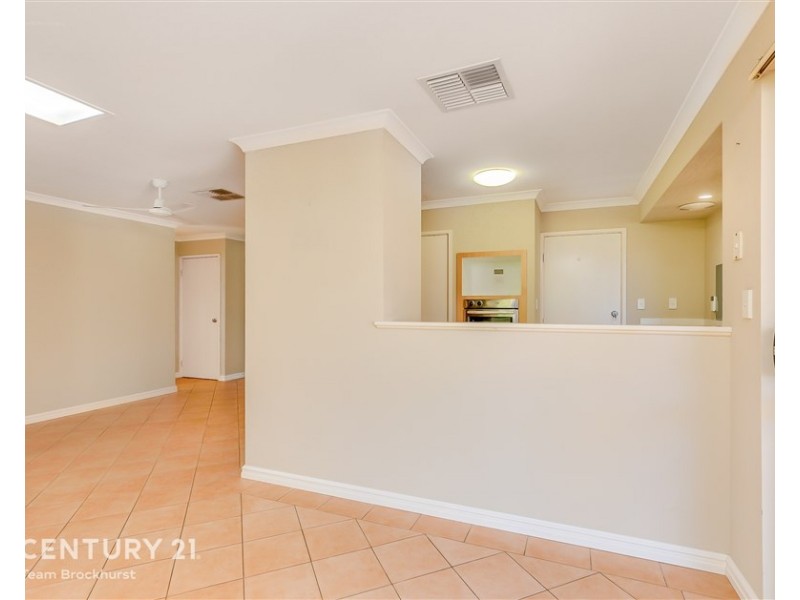 4a Dryandra Way, Thornlie WA 6108