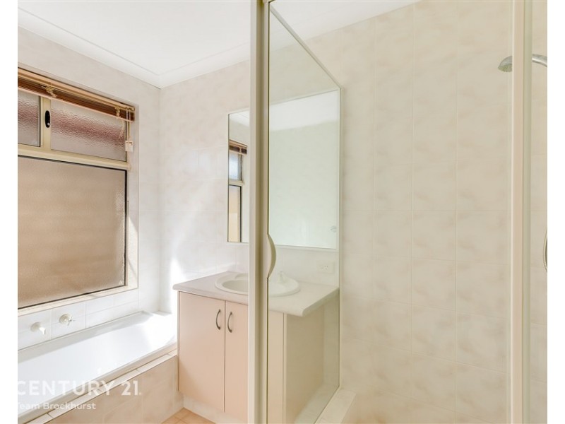 4a Dryandra Way, Thornlie WA 6108