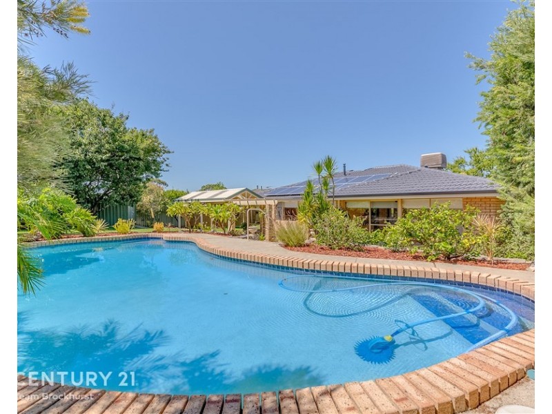 15 Castle Court, Thornlie WA 6108