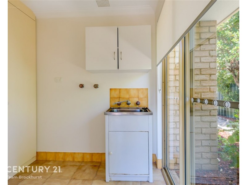 15 Castle Court, Thornlie WA 6108