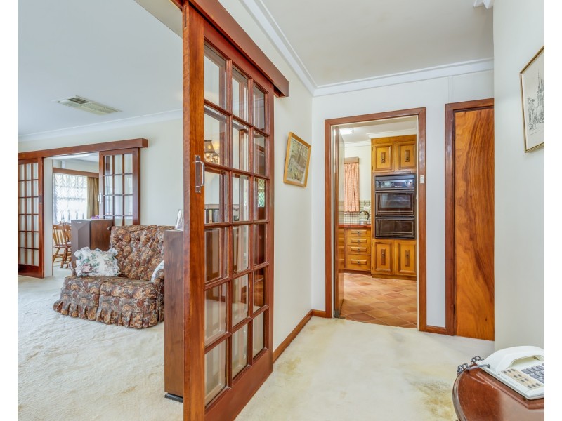 2 Pegus Street, Thornlie WA 6108