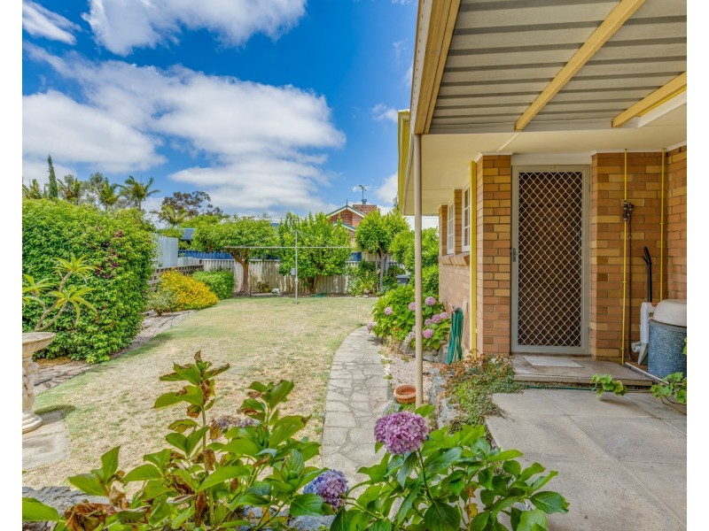 2 Pegus Street, Thornlie WA 6108