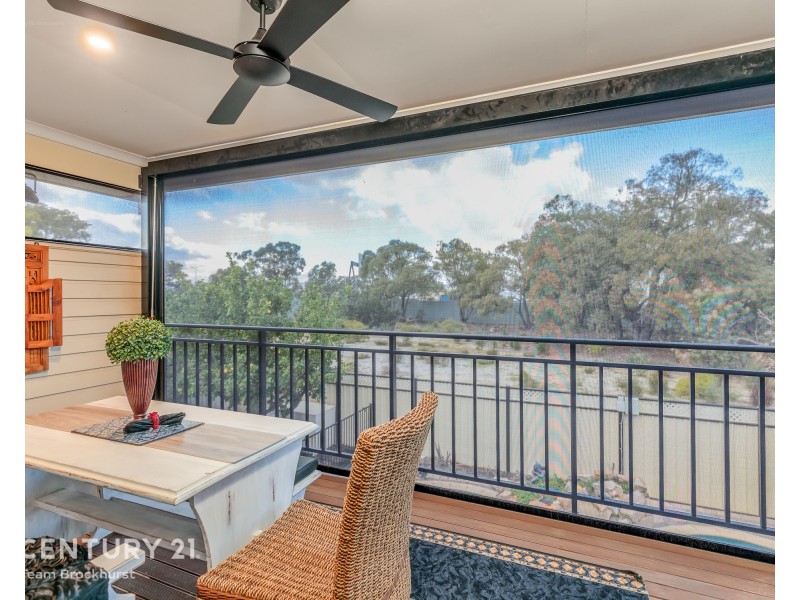 2/378 Kew Street, Cloverdale WA 6105