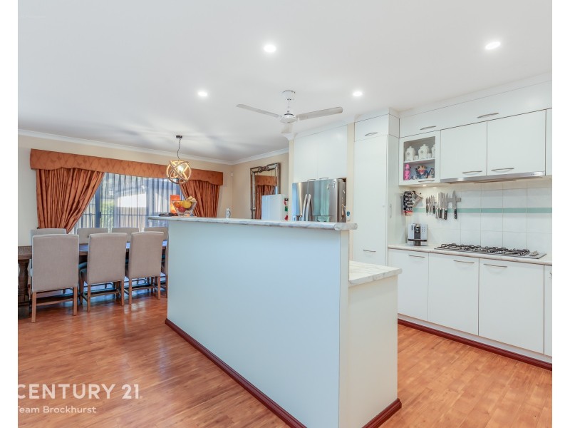 2/378 Kew Street, Cloverdale WA 6105