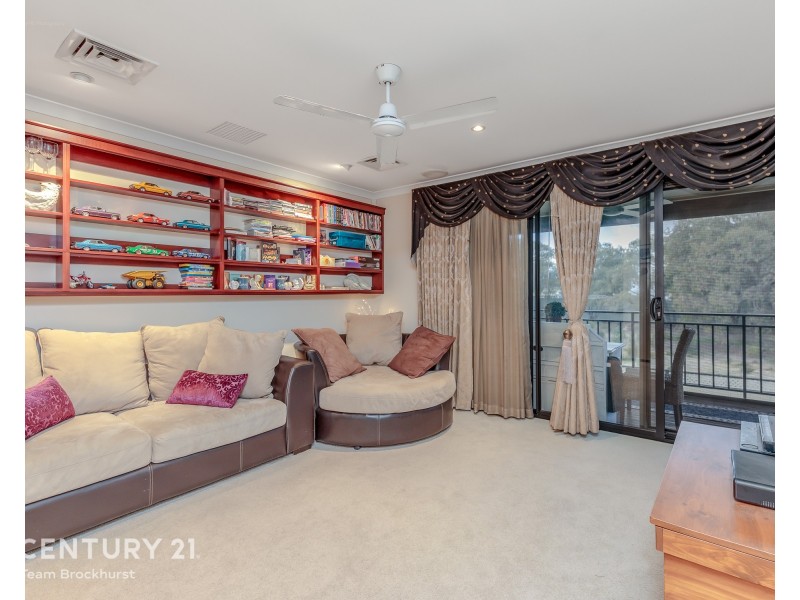 2/378 Kew Street, Cloverdale WA 6105