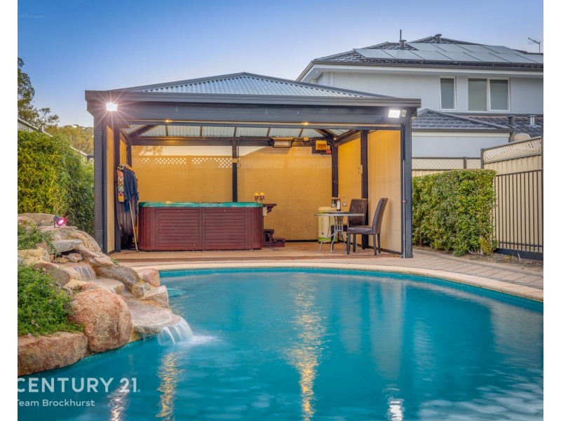 2/378 Kew Street, Cloverdale WA 6105