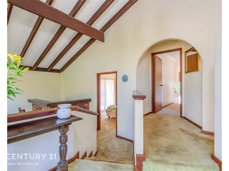 18 Hatfield Way, Booragoon WA 6154