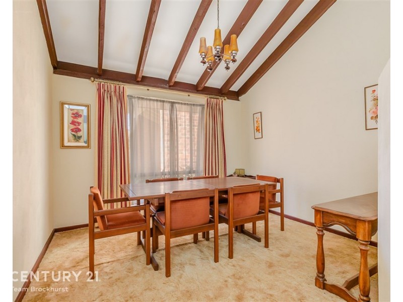 18 Hatfield Way, Booragoon WA 6154