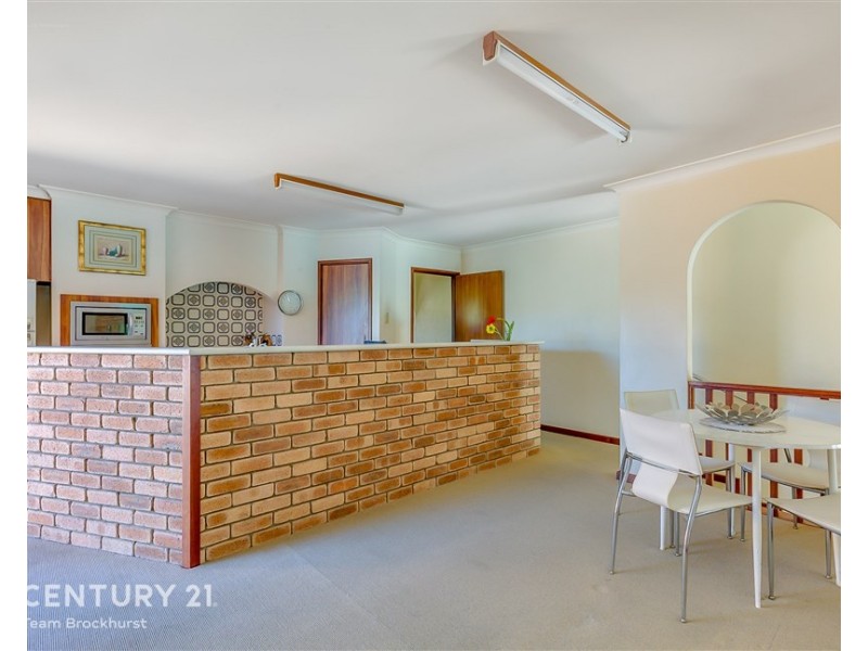 18 Hatfield Way, Booragoon WA 6154