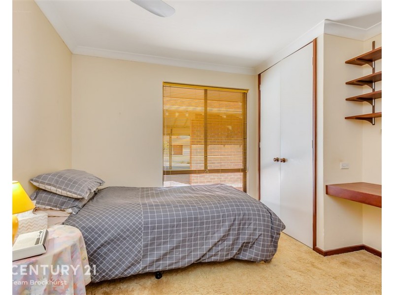 18 Hatfield Way, Booragoon WA 6154