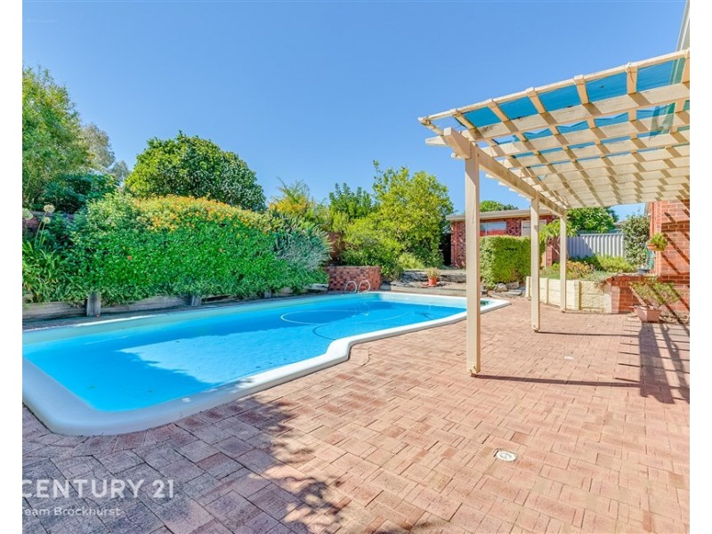 18 Hatfield Way, Booragoon WA 6154