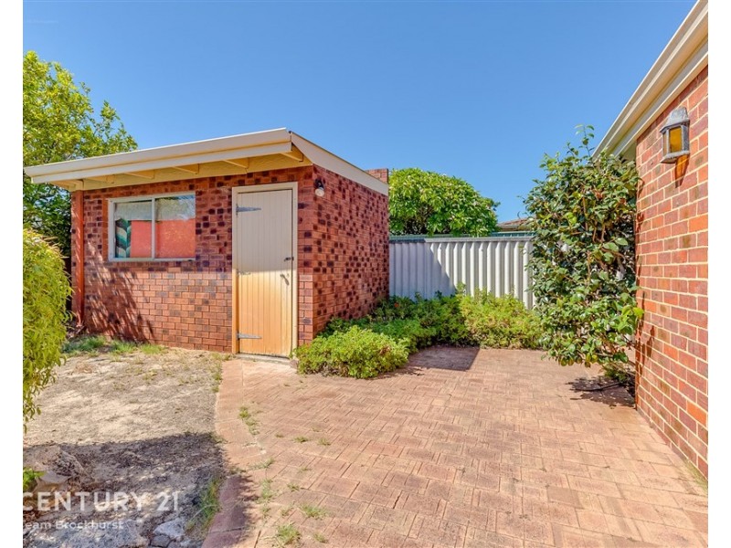 18 Hatfield Way, Booragoon WA 6154