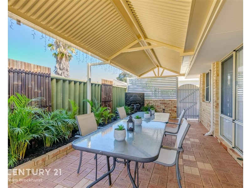 5 Moldern Place, Huntingdale WA 6110