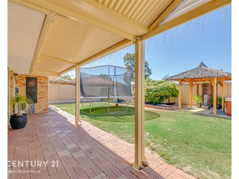 5 Moldern Place, Huntingdale WA 6110