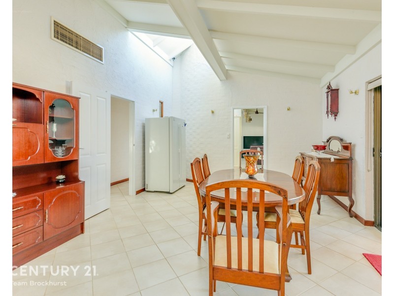 22 Essington Street, Huntingdale WA 6110