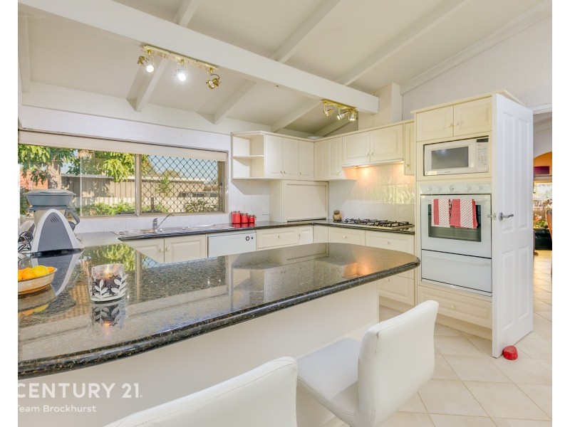 22 Essington Street, Huntingdale WA 6110