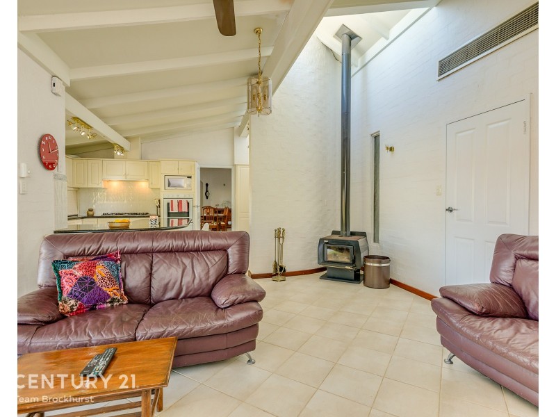 22 Essington Street, Huntingdale WA 6110