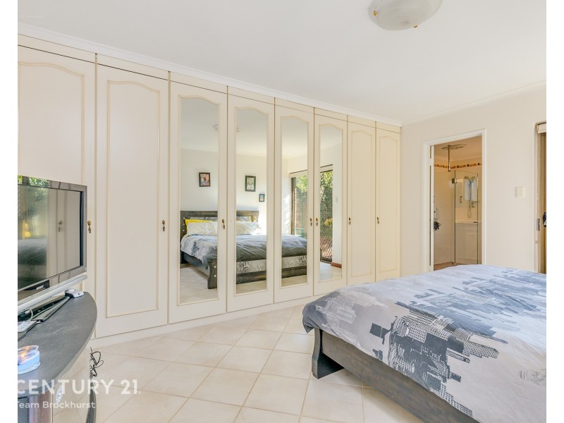 22 Essington Street, Huntingdale WA 6110