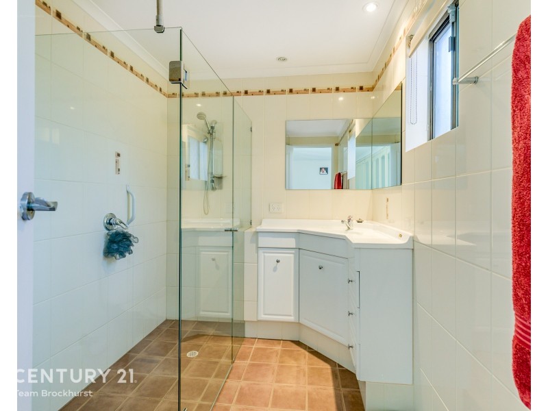 22 Essington Street, Huntingdale WA 6110