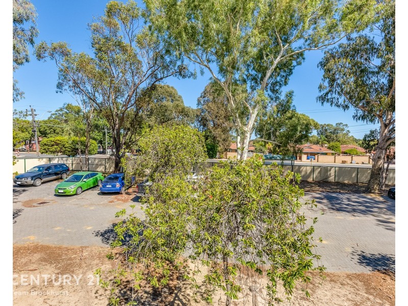 9/2 Dalziell Street, Maddington WA 6109