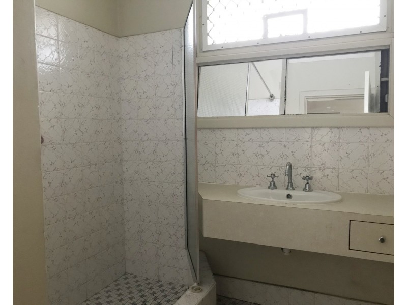 5b Nairn Street, Thornlie WA 6108