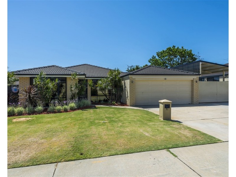 18 Strawberry Way, Forrestfield WA 6058