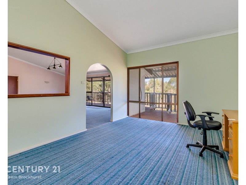 33 Hamersley Street, Kelmscott WA 6111