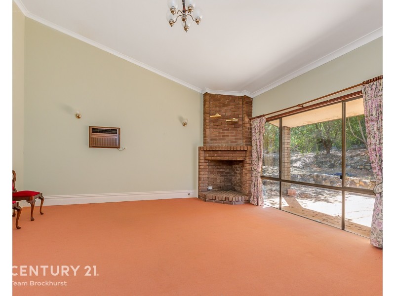 33 Hamersley Street, Kelmscott WA 6111