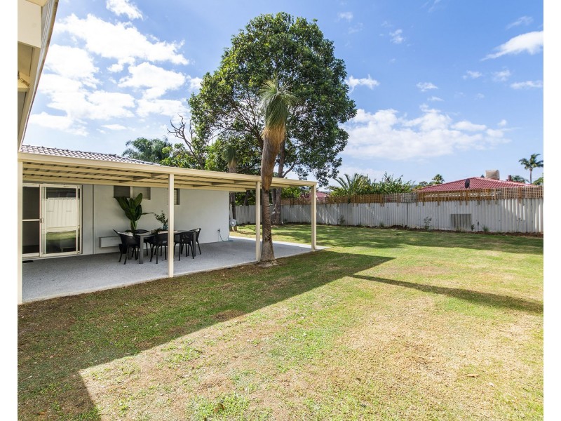 42 Mallee Way, Forrestfield WA 6058