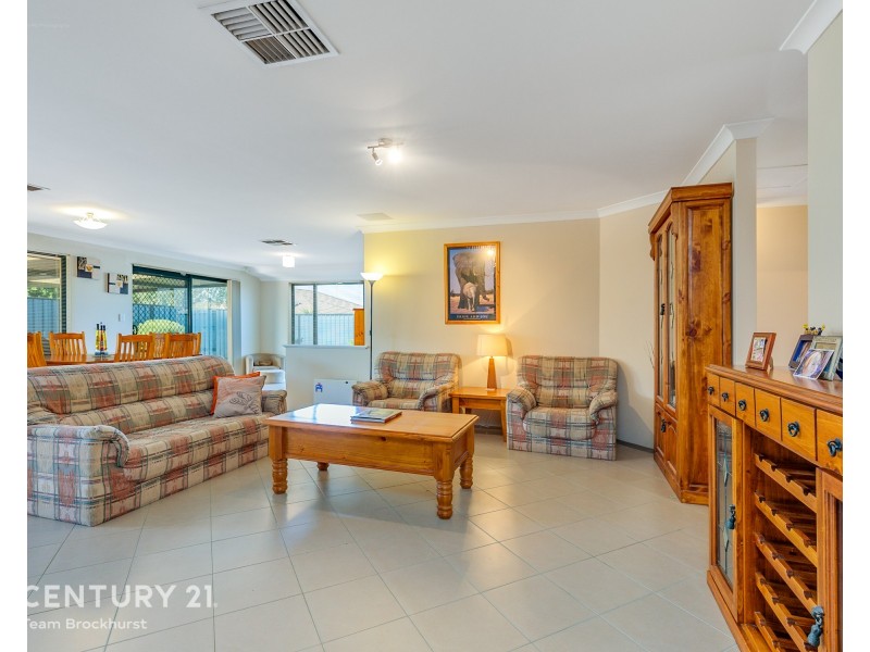 74 Tarradee Circuit, Thornlie WA 6108