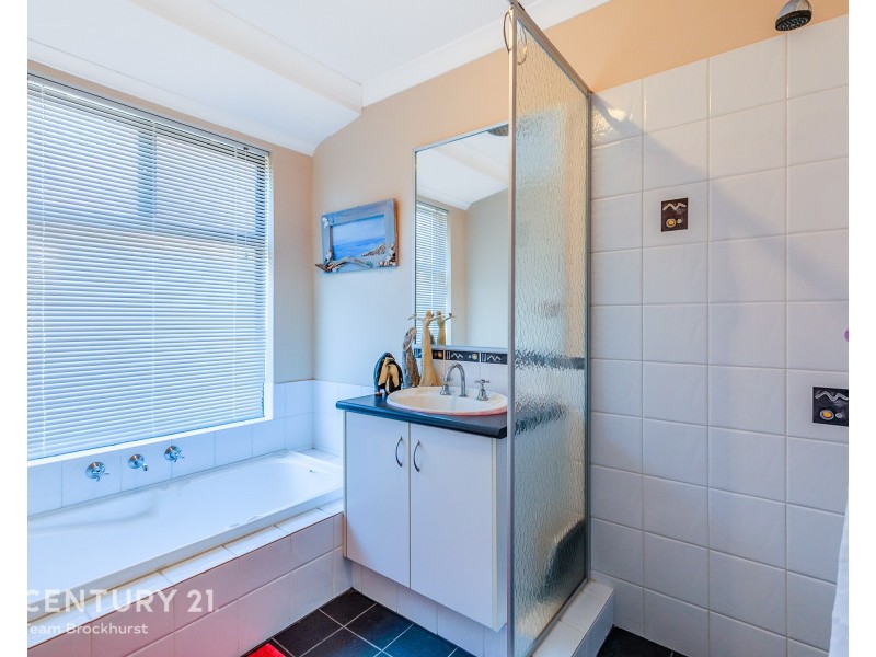 74 Tarradee Circuit, Thornlie WA 6108