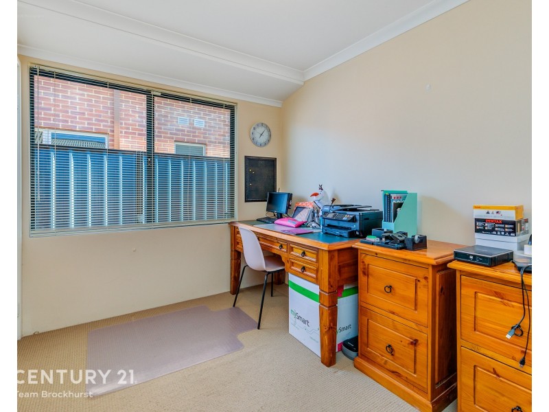 74 Tarradee Circuit, Thornlie WA 6108