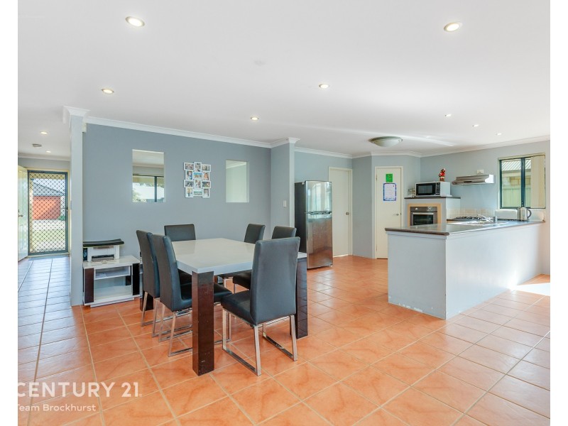 6 Waterfront Parkway, Shoalwater WA 6169